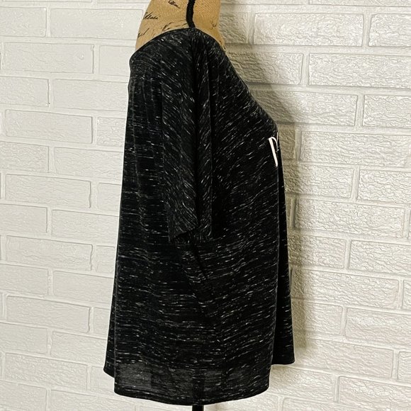 Bella | Black Oversized T-Shirt | Size Large - Picture 5 of 5